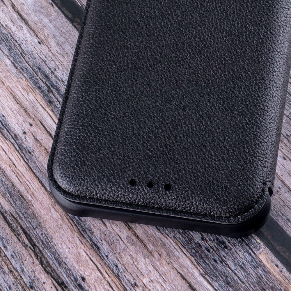 Magnetic wallet Leather phone case For Samsung Galaxy S22 Plus In Black